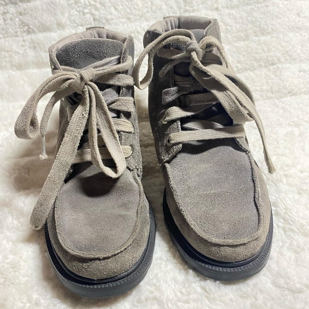 Sorel Youth Madson Moc Toe Waterproof Ankle Boots Boys Gray Suede Laced Size 1 - Picture 10 of 10